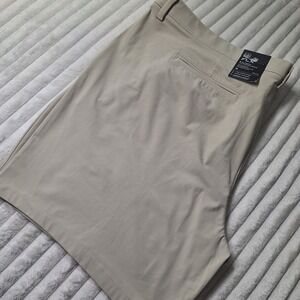FLX Performance Premium 4 Way Stretch Shorts Mens 54 TALL Beige Golf Microfiber